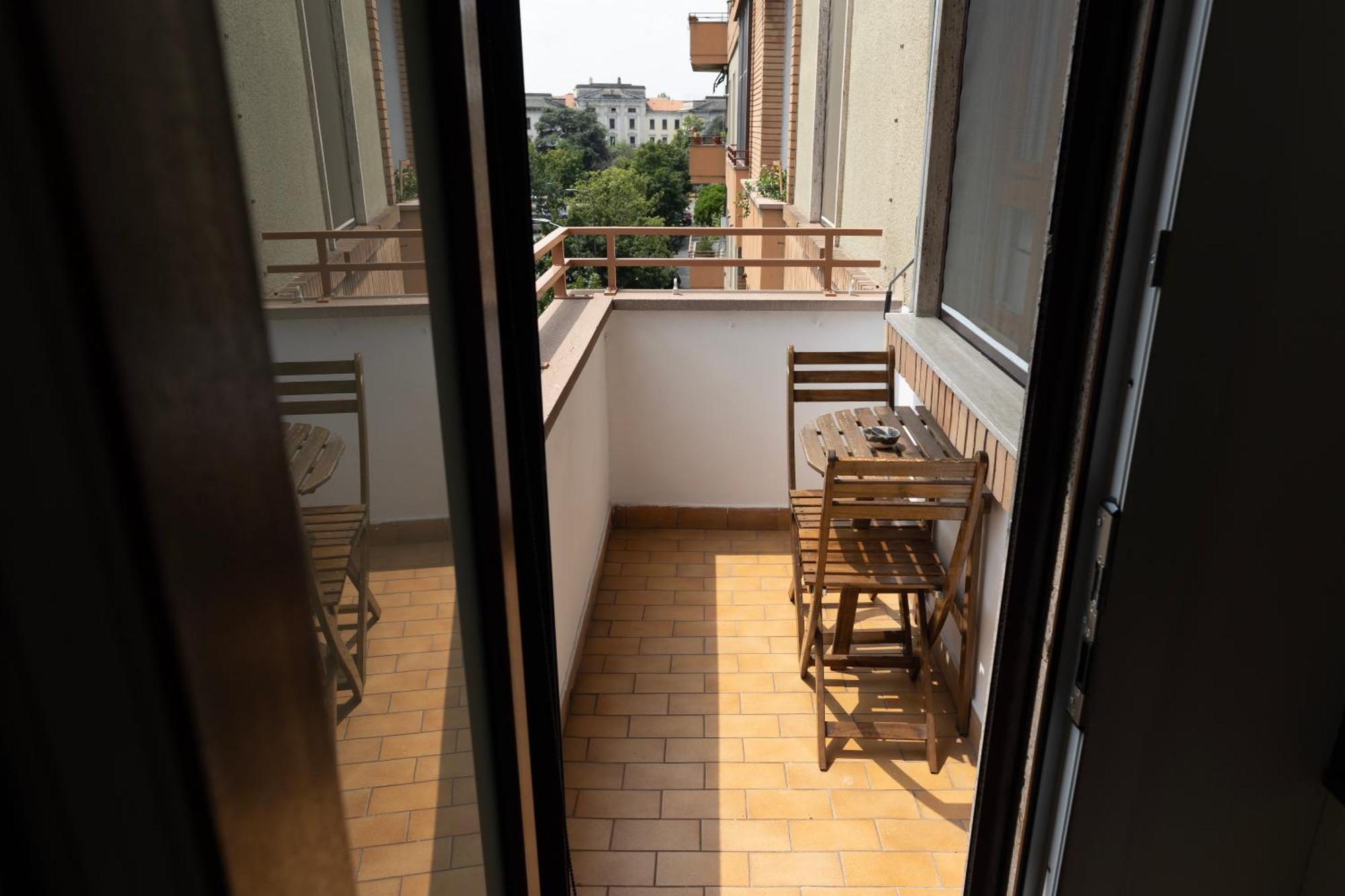 Апартаменты Elegante Bilocale In De Angeli - Piazzale Siena Милан Экстерьер фото